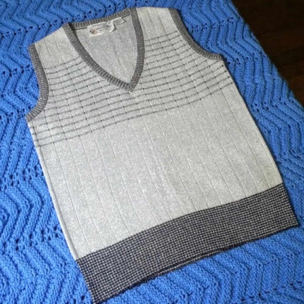 Sweater Bee Vintage Silver Ribbed sweater vest top sz M
